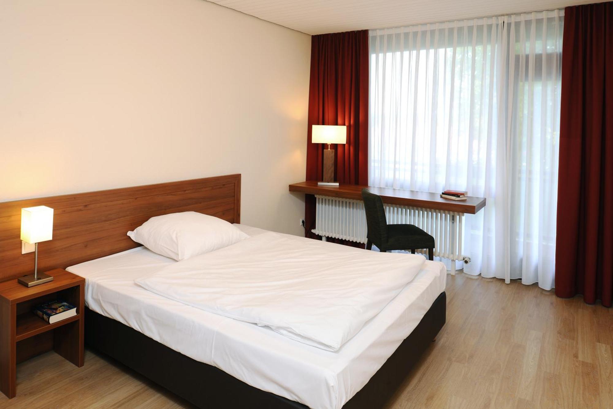 Bildungshaus St. Bernhard - Wohnen Und Tagen Ξενοδοχείο Rastatt Εξωτερικό φωτογραφία